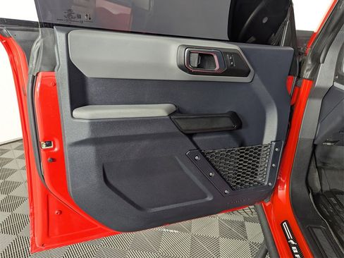 Used 2023 Ford Bronco Big Bend w/ Sasquatch Package image 18