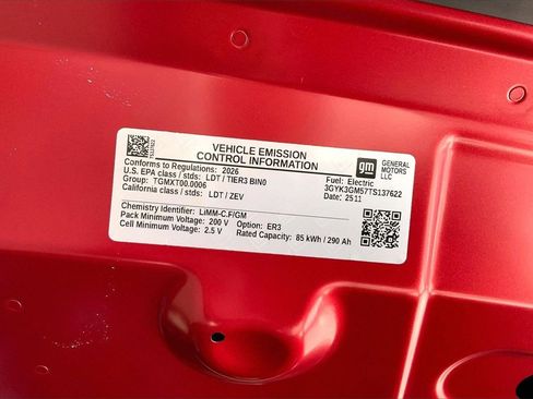 New 2026 Cadillac Optiq Sport 2 image 18