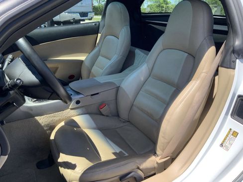 Used 2005 Chevrolet Corvette Coupe w/ Preferred Equipment Group RWD image 25
