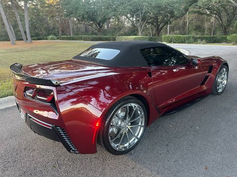 Used 2017 Chevrolet Corvette Grand Sport w/ Carbon Flash Badge Package image 52