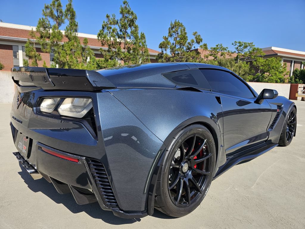 Used 2019 Chevrolet Corvette Z06 RWD image 7