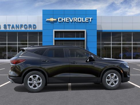 New 2025 Chevrolet Blazer LT w/ Convenience Package FWD image 5