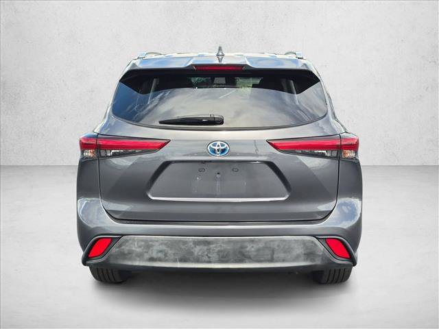 Used 2022 Toyota Highlander XLE FWD image 7