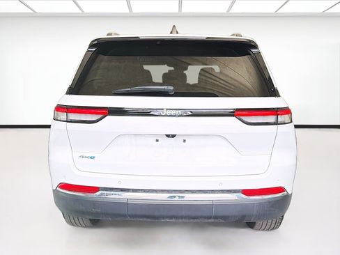 Used 2022 Jeep Grand Cherokee Limited 4xe AWD/4WD image 5