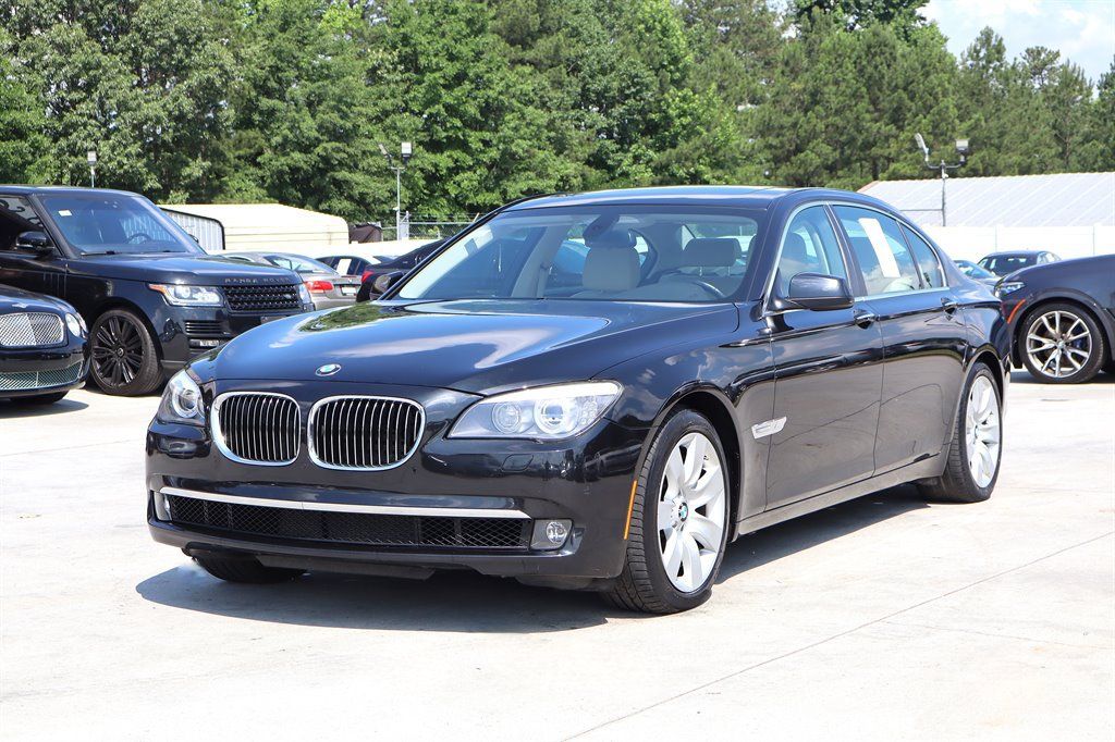 Used 2012 BMW 740Li RWD image 3