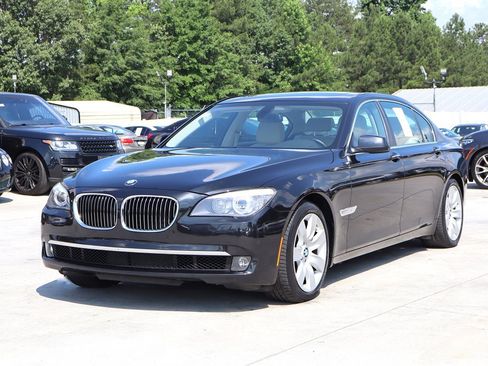Used 2012 BMW 740Li RWD image 3