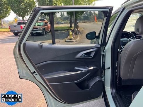 Used 2024 Chevrolet Trax ACTIV FWD image 11