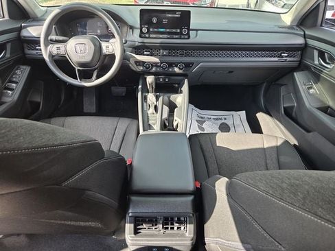 Used 2025 Honda Accord SE image 14