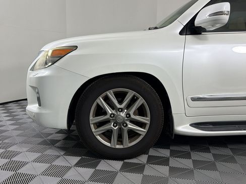 Used 2014 Lexus LX 570 4WD image 13