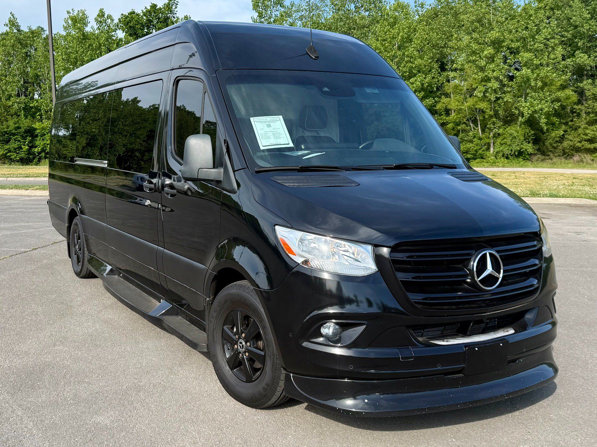 Used 2022 Mercedes-Benz Sprinter 2500 w/ Parking Package image 1