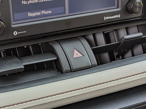 Used 2022 Toyota RAV4 XLE image 22