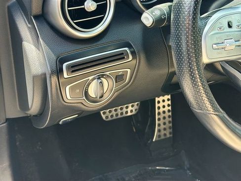 Used 2019 Mercedes-Benz C 300 Sedan image 10