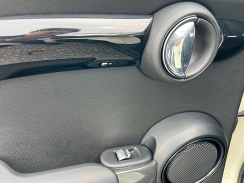 Used 2020 MINI Cooper S image 33