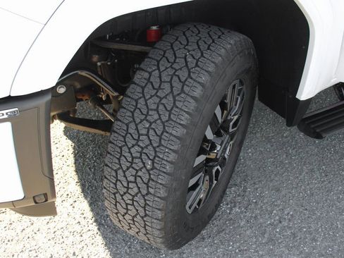 Used 2025 GMC Sierra 2500 Denali Ultimate image 56