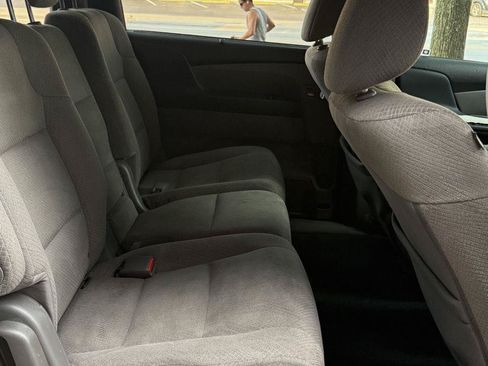 Used 2016 Honda Odyssey SE image 14