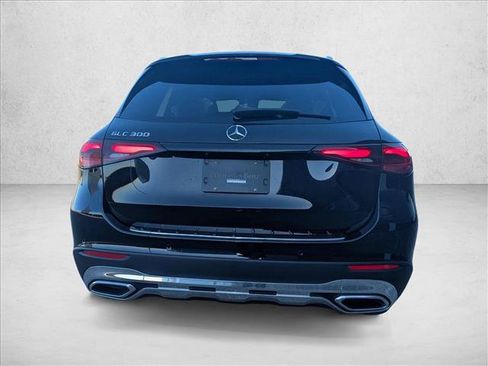 Used 2026 Mercedes-Benz GLC 300 image 6