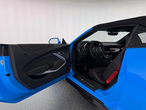 Used 2023 Chevrolet Camaro ZL1 image 12