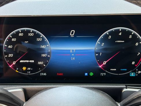 New 2026 Mercedes-Benz GLB 35 AMG 4MATIC image 23