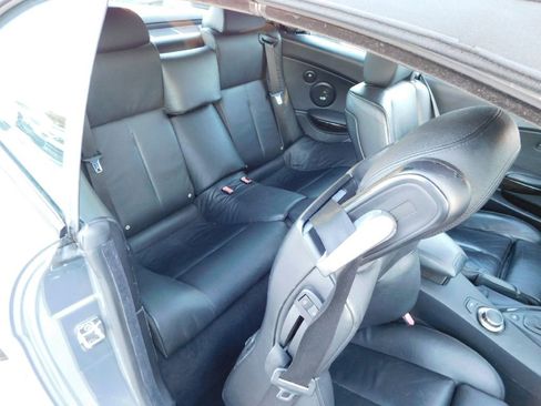Used 2007 BMW 650i Convertible image 35