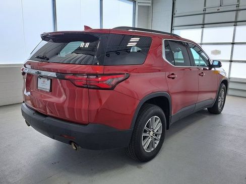Used 2022 Chevrolet Traverse LT FWD image 5