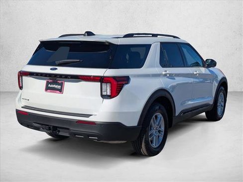 New 2026 Ford Explorer Active image 2