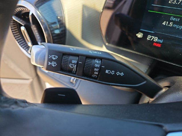 Used 2025 Chevrolet Equinox LT w/ Convenience Package II FWD image 24