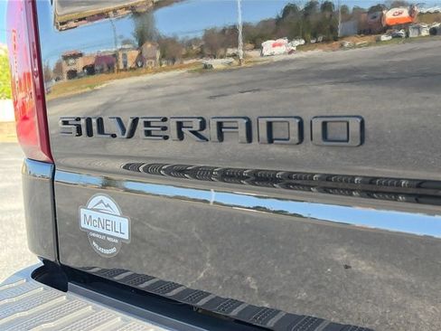 Used 2024 Chevrolet Silverado 1500 High Country w/ Midnight Edition image 36