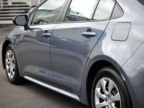 Used 2024 Toyota Corolla LE image 9