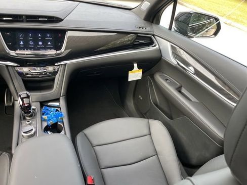 New 2025 Cadillac XT6 Sport w/ LPO, Floor Liner Package image 35