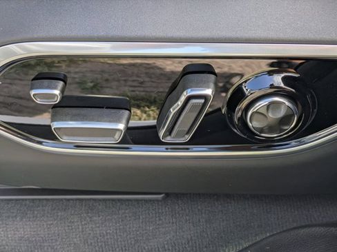 New 2025 Jeep Grand Cherokee Overland w/ Adv Protech Group III image 18