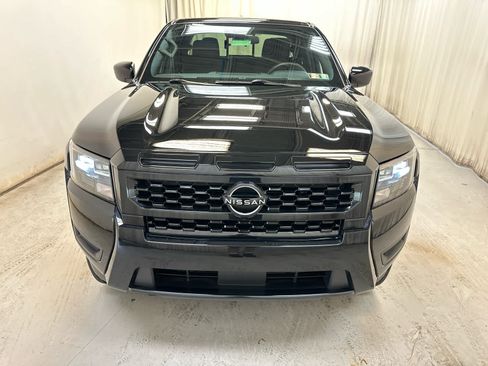 Certified 2026 Nissan Frontier SV w/ All-Weather Content Package AWD/4WD image 6