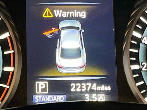 Used 2023 INFINITI Q50 Luxe w/ Cargo Package image 12