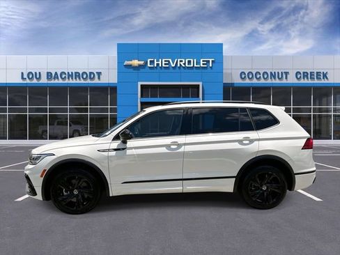 Used 2023 Volkswagen Tiguan SE R-Line FWD image 5