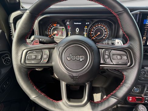 Used 2026 Jeep Wrangler Unlimited Rubicon 392 w/ Quick Order Package 27X Moab AWD/4WD image 19
