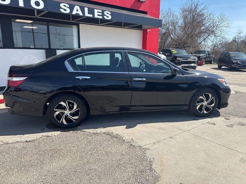 Used 2017 Honda Accord LX image 6