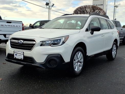 Used 2019 Subaru Outback 2.5i image 3