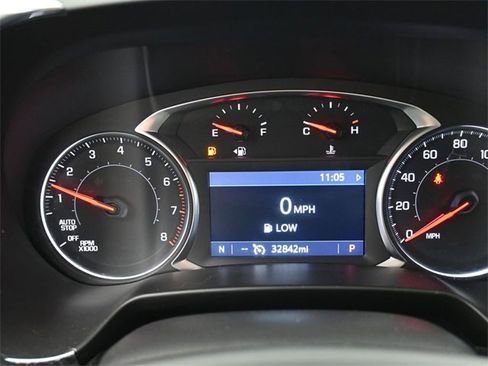 Used 2023 Chevrolet Blazer LT w/ LPO, Black Grille Bar Package image 9