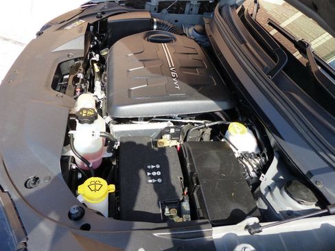 Used 2022 Jeep Cherokee Latitude w/ Sun & Sound Group image 37