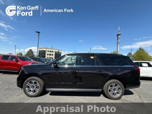 Used 2025 Ford Expedition Max Active image 1