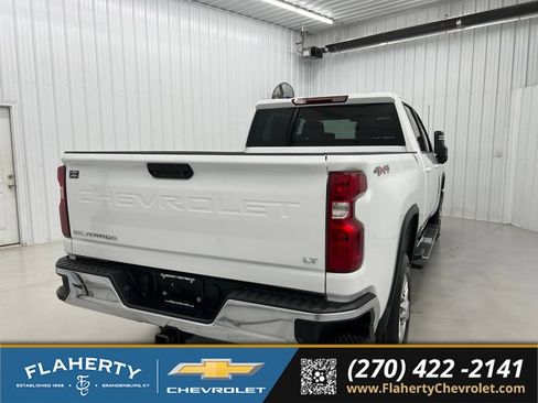 Used 2025 Chevrolet Silverado 2500 LT w/ Convenience Package AWD/4WD image 3