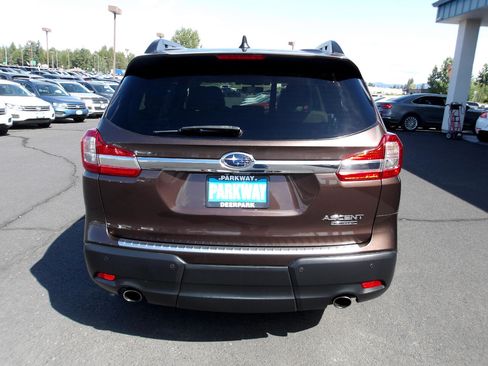 Used 2019 Subaru Ascent Limited w/ Popular Package #2A image 4