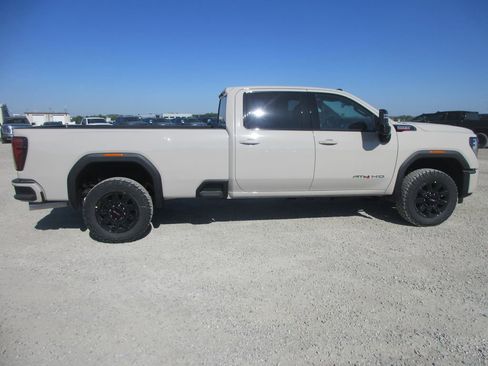 New 2026 GMC Sierra 3500 AT4 AWD/4WD image 3