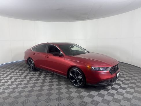 Certified 2023 Honda Accord Sport image 2