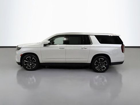 Used 2023 Chevrolet Suburban High Country AWD/4WD image 6