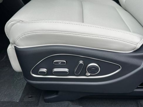 New 2026 Hyundai Palisade Calligraphy AWD/4WD image 13