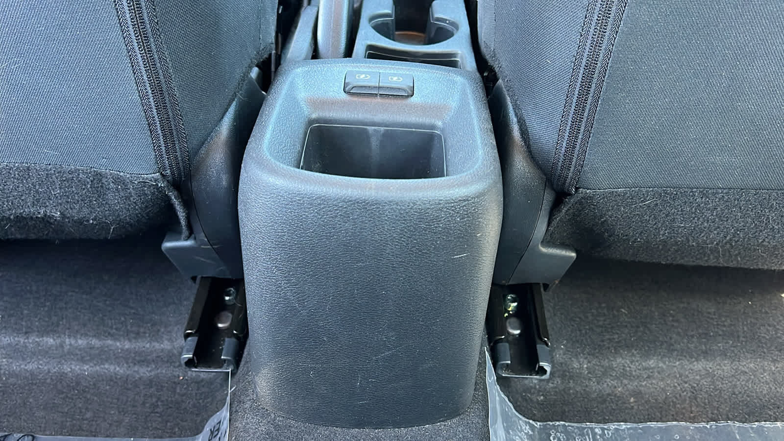 Used 2025 Nissan Versa S w/ Trunk Package FWD image 25