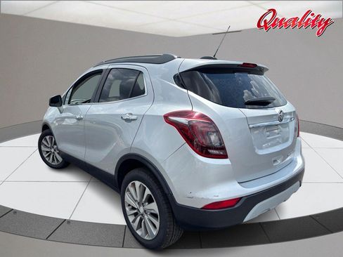 Used 2019 Buick Encore Preferred FWD image 5