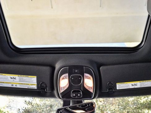 New 2026 Jeep Compass Trailhawk w/ Sun, Sound & Navigation Group image 10