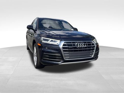 Used 2020 Audi Q5 2.0T Premium Plus w/ Premium Plus Package AWD/4WD image 7