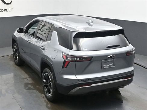 New 2026 Chevrolet Equinox LT w/ Convenience Package II image 19
